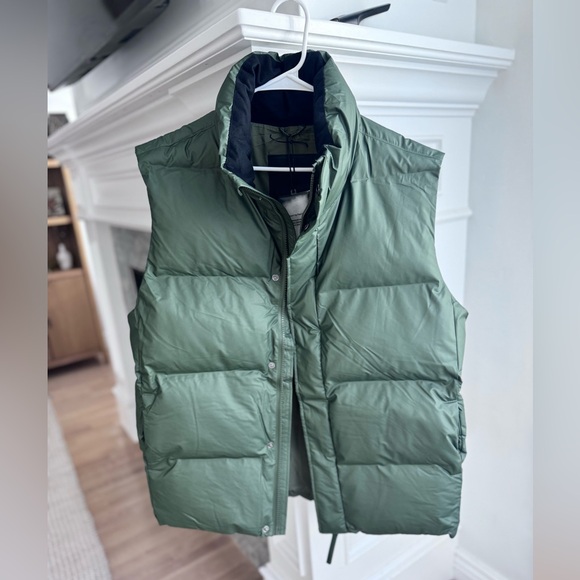 RAINS Boxy Puffer Vest - Waterproof, Insulated - Picture 1 of 5